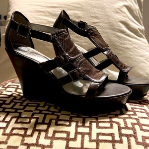Calvin Klein, Brown Leather & Poly Mesh 4.25” Strappy Wedge Ladies Shoes, 9M